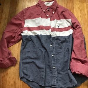 Men’s American Eagle button down shirt